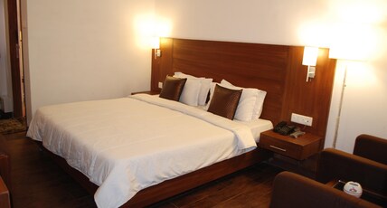 Charans Club & Resort Room Type - Deluxe Room