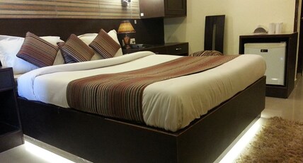 Hotel Varuna Room Type - Superior Room (In Old Wing NO LIFT) Hotel Varuna Room Type - Superior Room (In Old Wing NO LIFT)