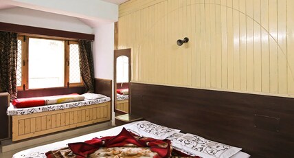 Hotel Blue Diamond Room Type - Deluxe Room