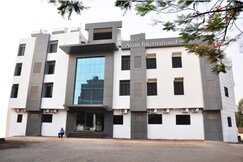 Hotel Avon International