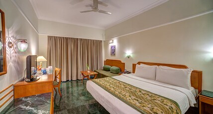 Shraddha Inn, Shirdi Room Type - Deluxe Room