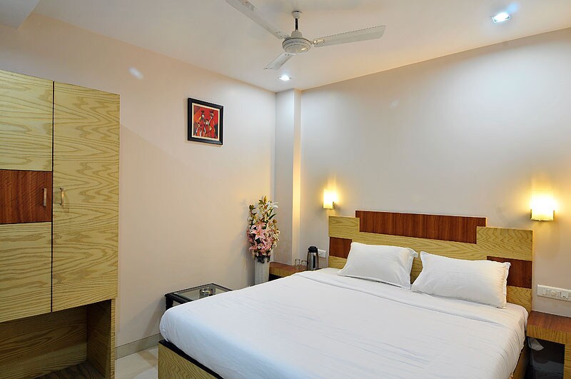 Hotel Simran Regency - Tap to explore photos