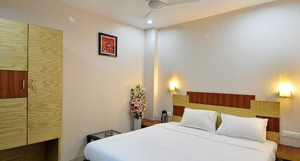 Hotel Simran Regency Room Type - Deluxe Double Bed Room
