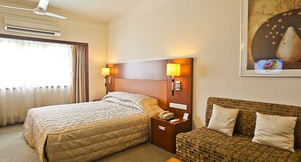 Hotel Silver Palace Room Type - Deluxe Room