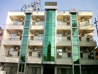 Hotel Tulsi - Tap to explore photos