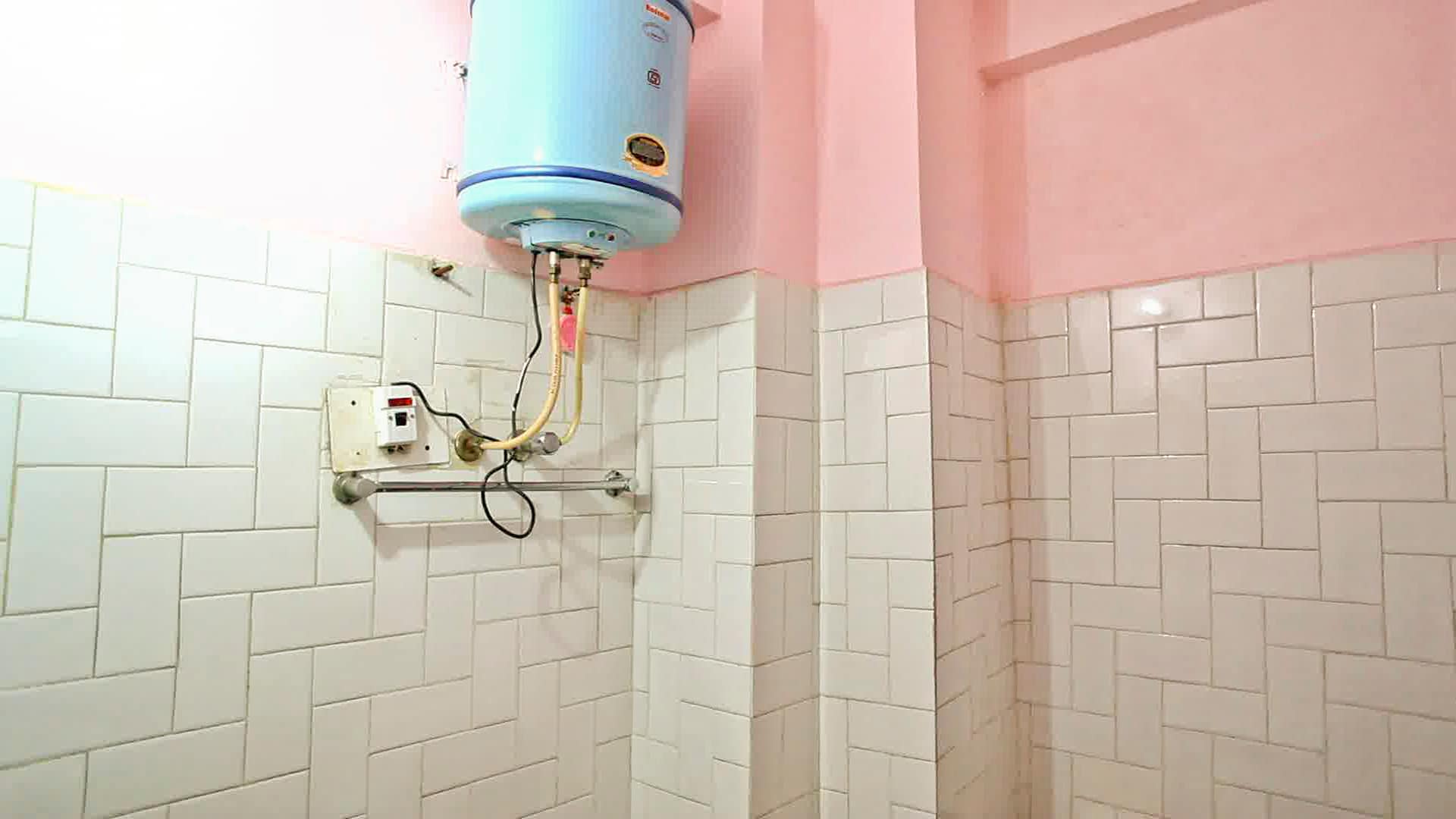 Hotel Jammu International - Tap to explore photos