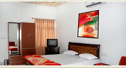Hotel Sonar Haveli Room Type - Deluxe Room