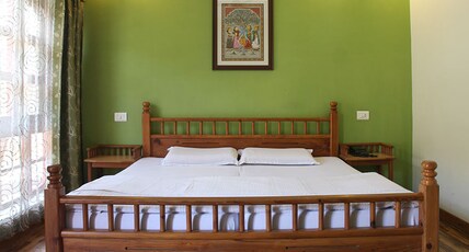 Visco Resorts (Pure Veg.) Room Type - Super Deluxe Room